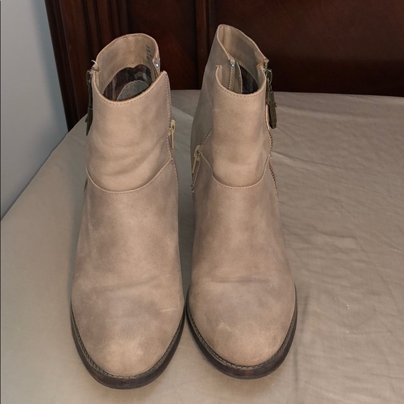 Booties - Picture 2 of 5